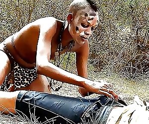 AFRICAN SHORT HAIR EBONY TEEN BIANKA SEDUCES STRANGER TO FUCK