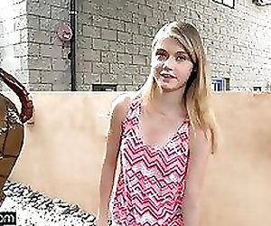 Petite teen Hannah Hays cheats on bf in public